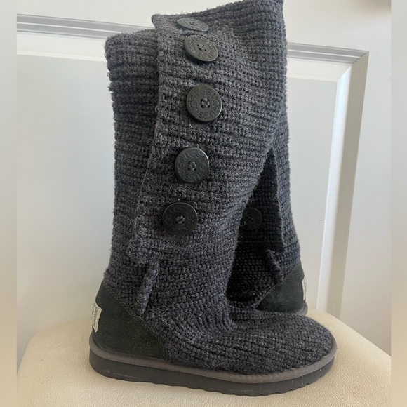 Ugg Australia Classic Cardy Gray Knit Tall Winter Boots Women’s Size 7 - Picture 2 of 10